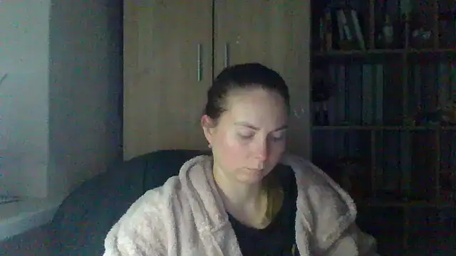 Snapshot of VikiLove765 chatting on 02-02-26, 07:12 VikiLove765 online show from 02-02-26, 07:12