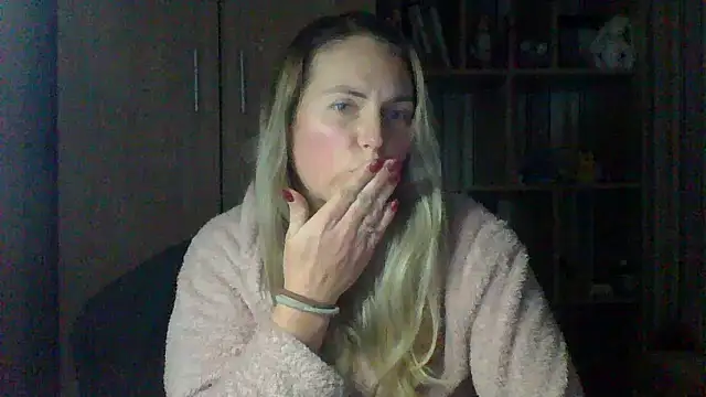 Snapshot of VikiLove765 chatting on 02-04-26, 08:58 VikiLove765 online show from 02-04-26, 08:58