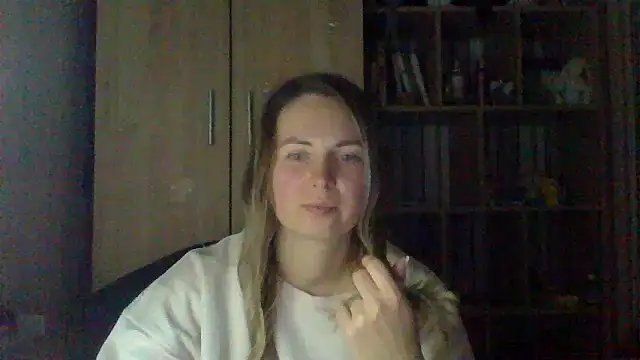 Snapshot of VikiLove765 chatting on 02-06-26, 05:49 VikiLove765 online show from 02-06-26, 05:49