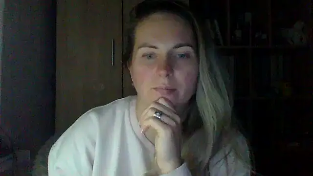 Snapshot of VikiLove765 chatting on 02-09-26, 04:11 VikiLove765 online show from 02-09-26, 04:11