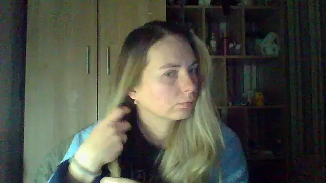 Snapshot of VikiLove765 chatting on 02-11-26, 10:37 VikiLove765 online show from 02-11-26, 10:37