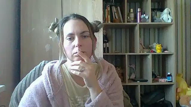 Snapshot of VikiLove765 chatting on 03-01-26, 09:55 VikiLove765 online show from 03-01-26, 09:55