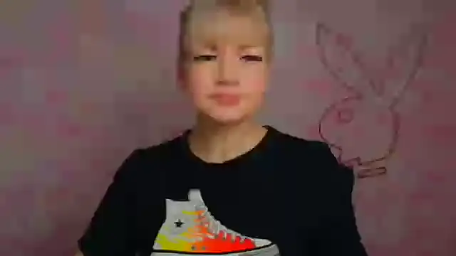 Snapshot of Madonna_Fire chatting on 02-25-26, 12:59 Madonna Fire online show from 02-25-26, 12:59