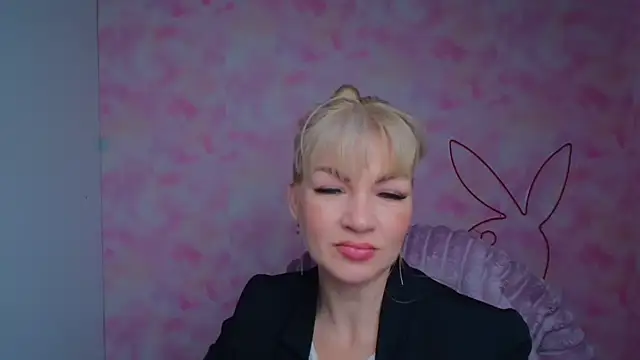 Snapshot of Madonna_Fire chatting on 03-02-26, 07:15 Madonna Fire online show from 03-02-26, 07:15