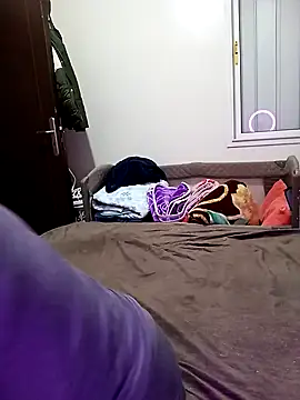 Snapshot of jawahir99 chatting on 01-05-26, 06:44 jawahir99 online show from 01-05-26, 06:44