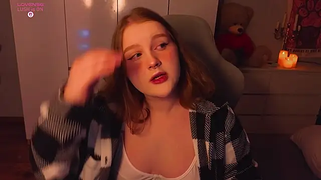 Snapshot of Ol1via chatting on 03-04-26, 01:22 Ol1via online show from 03-04-26, 01:22