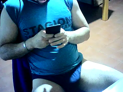 Snapshot of rudyranger chatting on 01-12-26, 02:39 rudyranger online show from 01-12-26, 02:39