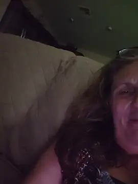 HotAzMilf online show from 04-08-26, 07:19