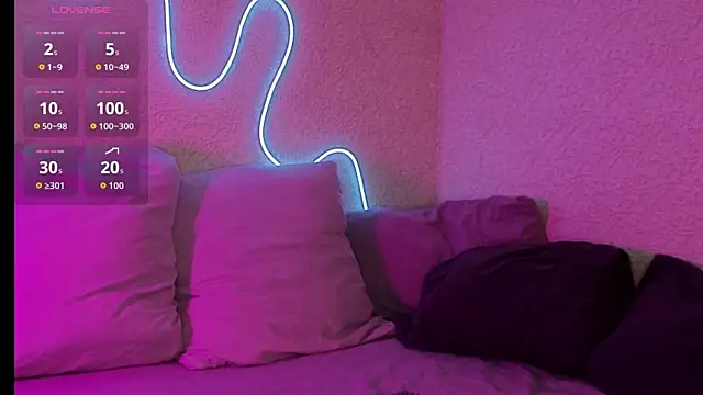 ValeryAlfie online show from 04-02-26, 04:15