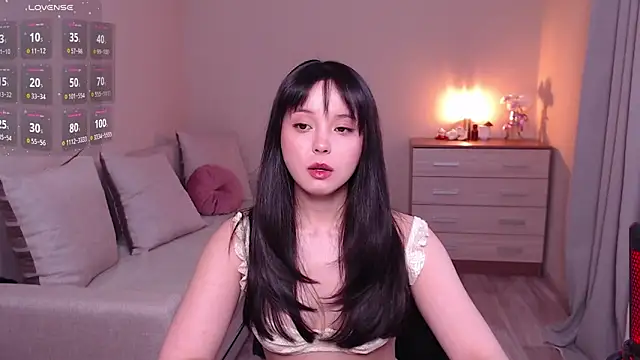 Snapshot of lia_hetty chatting on 02-17-26, 01:51 lia hetty online show from 02-17-26, 01:51