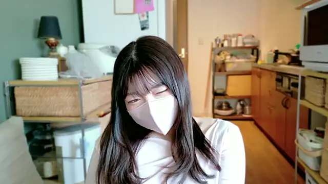 Snapshot of __Yui_ chatting on 02-10-26, 02:04 Yui online show from 02-10-26, 02:04