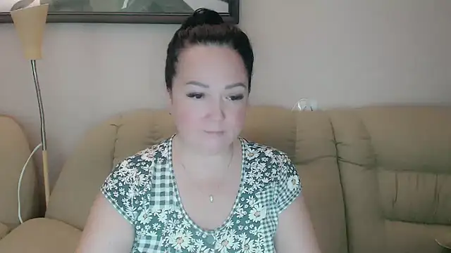 infinity loveliness online show from 09-26-25, 05:11