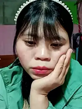 Snapshot of Lucky-cat68 chatting on 01-09-26, 01:14 Lucky-cat68 online show from 01-09-26, 01:14