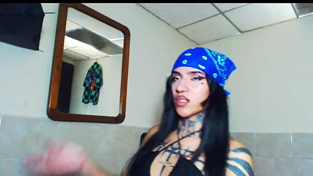 Snapshot of jazmin_wolf chatting on 01-17-26, 05:49 jazmin wolf online show from 01-17-26, 05:49