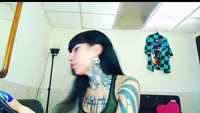 Snapshot of jazmin_wolf chatting on 02-07-26, 08:23 jazmin wolf online show from 02-07-26, 08:23