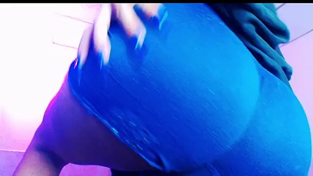 Snapshot of jazmin_wolf chatting on 02-15-26, 12:36 jazmin wolf online show from 02-15-26, 12:36