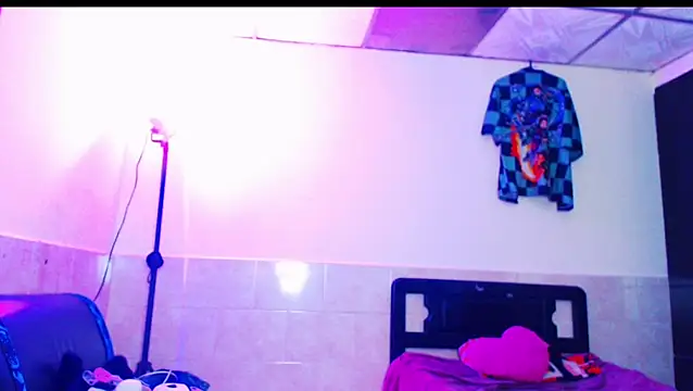 Snapshot of jazmin_wolf chatting on 02-23-26, 11:40 jazmin wolf online show from 02-23-26, 11:40