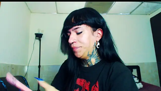 Snapshot of jazmin_wolf chatting on 02-26-26, 12:15 jazmin wolf online show from 02-26-26, 12:15