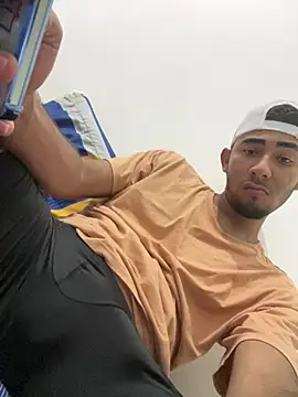 youngalexofficial online show from 01-13-26, 05:35