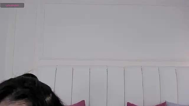 Snapshot of luna_velvvet chatting on 01-14-26, 10:54 luna velvvet online show from 01-14-26, 10:54