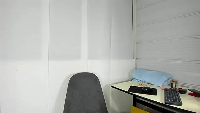 Sue blue online show from 02-24-26, 01:14