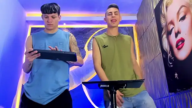 Snapshot of Lucas_hot_20 chatting on 02-08-26, 05:44 Lucas hot 20 online show from 02-08-26, 05:44