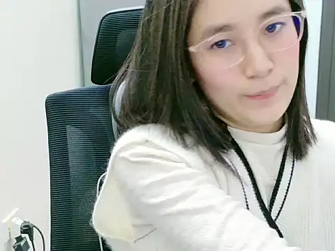 Shulee- online show from 01-15-26, 03:33