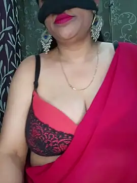 Hot-BHABHI696 online show from 04-15-26, 09:05