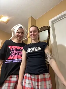 Snapshot of SugarNCinnamon chatting on 02-08-26, 12:47 SugarNCinnamon online show from 02-08-26, 12:47