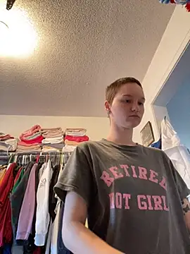 Snapshot of SugarNCinnamon chatting on 02-11-26, 10:15 SugarNCinnamon online show from 02-11-26, 10:15