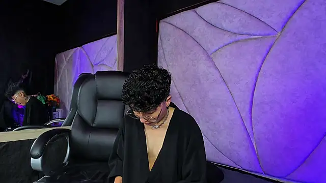 velvet mystic online show from 04-11-26, 01:32