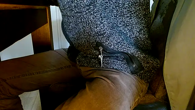 Snapshot of 055Turk chatting on 02-09-26, 03:27 055Turk online show from 02-09-26, 03:27