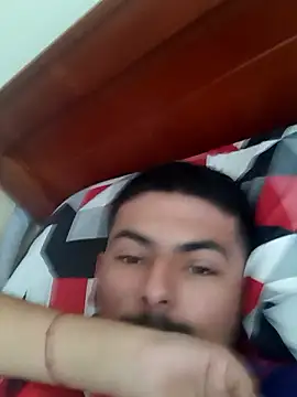 Snapshot of Mateotubbe chatting on 01-07-26, 12:07 Mateotubbe online show from 01-07-26, 12:07