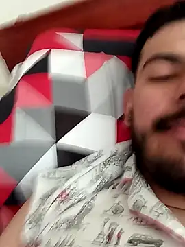 Snapshot of Mateotubbe chatting on 01-17-26, 12:32 Mateotubbe online show from 01-17-26, 12:32