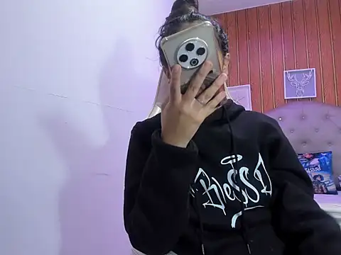 chiquita lover  online show from 02-03-26, 06:57