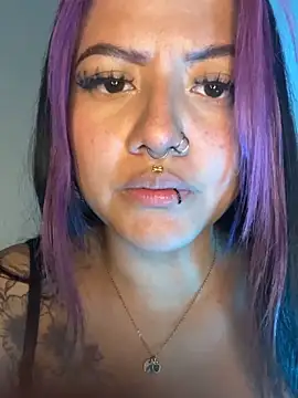 queen of you heart online show from 03-02-26, 02:58