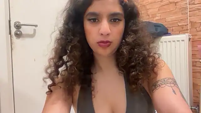 fayfay21xh online show from 02-24-26, 06:17