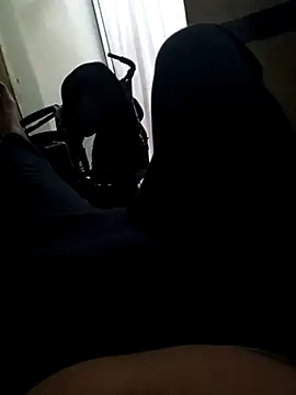 paladito01 online show from 04-10-26, 08:13