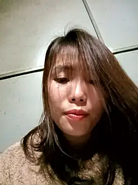 Snapshot of Happy_sweet1 chatting on 01-09-26, 11:24 Happy sweet1 online show from 01-09-26, 11:24