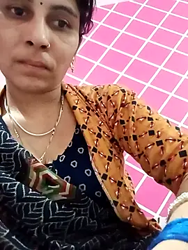 Snapshot of Hot_ree85 chatting on 02-17-26, 02:24 Hot ree85 online show from 02-17-26, 02:24