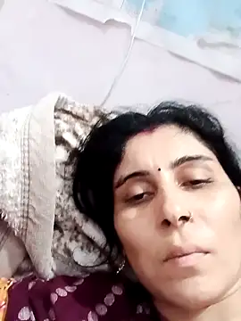 Snapshot of Hot_ree85 chatting on 02-20-26, 03:12 Hot ree85 online show from 02-20-26, 03:12