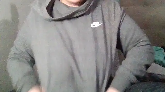 Snapshot of bellakay19 chatting on 01-31-26, 09:57 bellakay19 online show from 01-31-26, 09:57