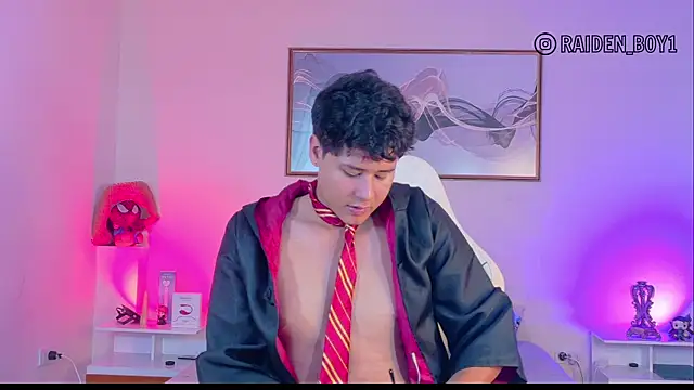 Snapshot of RaidenBoy11 chatting on 01-11-26, 07:08 RaidenBoy11 online show from 01-11-26, 07:08