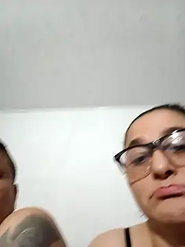 Snapshot of natalliecoopers chatting on 02-04-26, 04:18 natalliecoopers online show from 02-04-26, 04:18