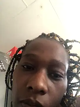 Snapshot of bubbly_tee chatting on 01-10-26, 01:24 bubbly tee online show from 01-10-26, 01:24