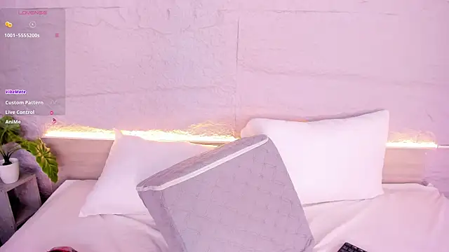 lanna 18  online show from 01-07-26, 11:45