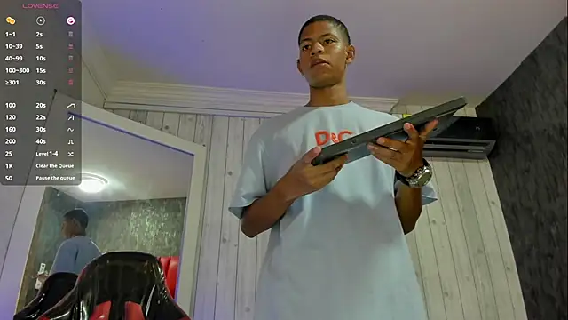 Snapshot of _erick_j chatting on 01-07-26, 08:00 erick j online show from 01-07-26, 08:00