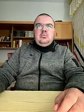 Snapshot of Deltaalex chatting on 01-07-26, 10:01 Deltaalex online show from 01-07-26, 10:01