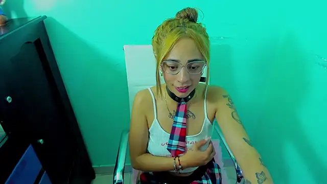 Dulcee Mariiaa online show from 01-11-26, 12:04