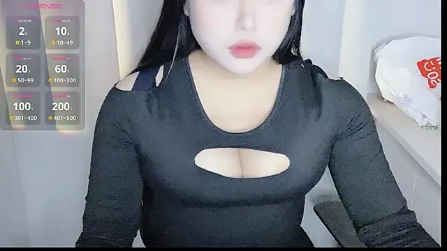 Missqiu-w online show from 01-06-26, 08:18